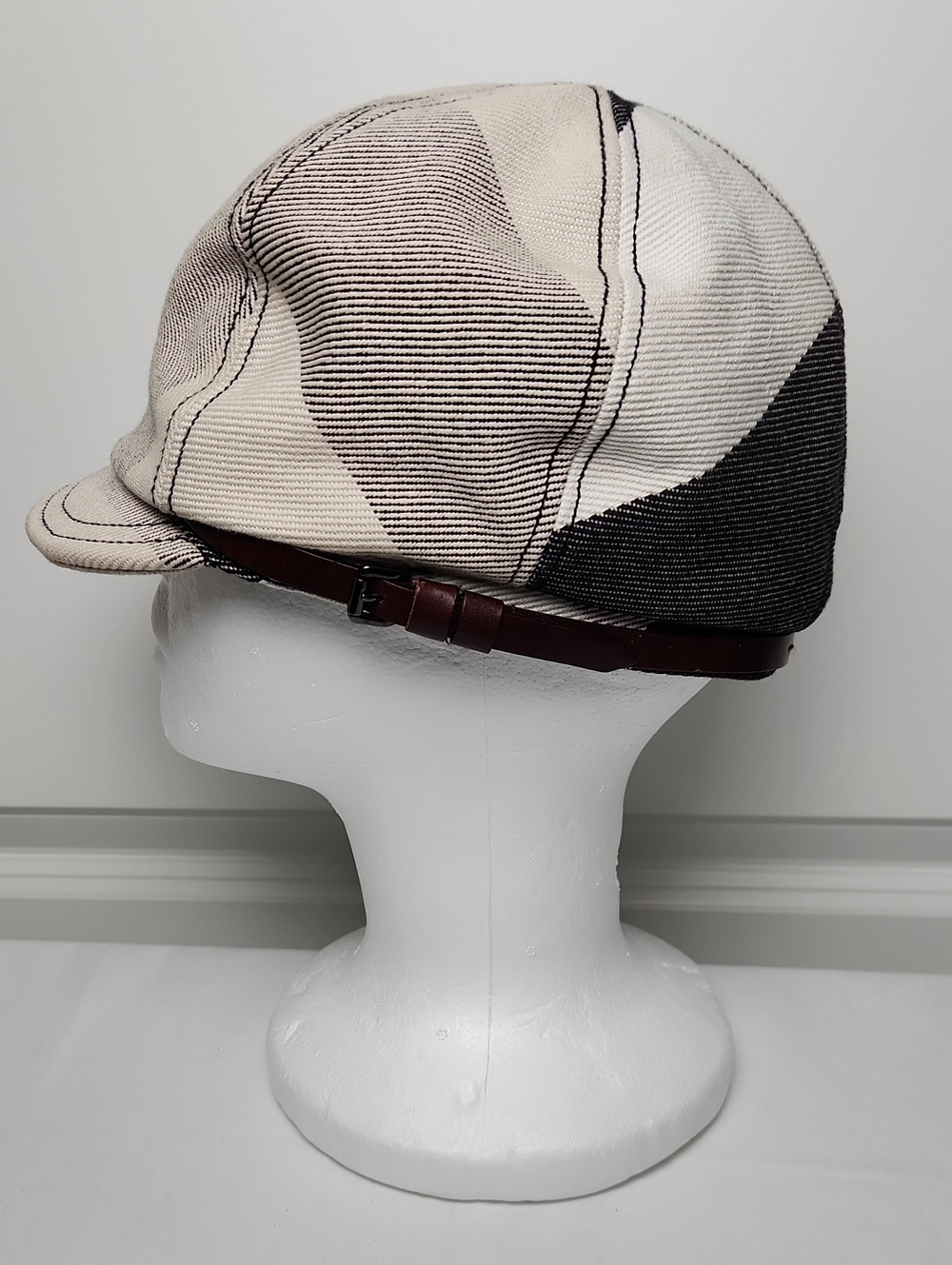 Burberry Cream and Black Cotton Jockey Hat with Brown Leather Strap Size M